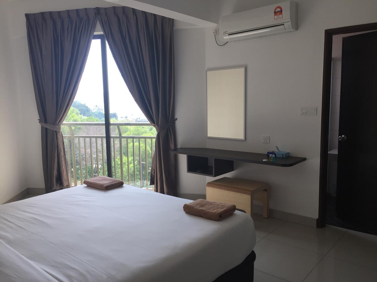 Marina Heights Resort Lumut Exterior photo